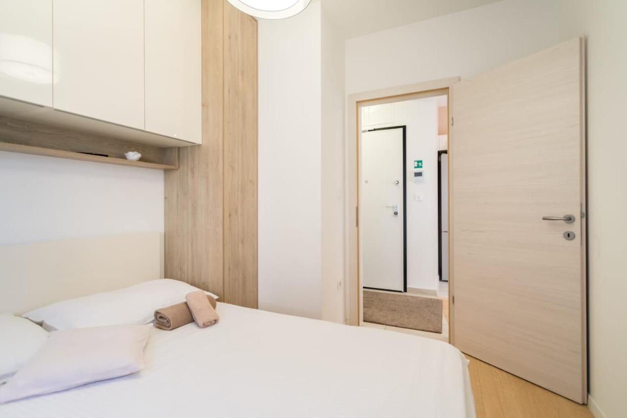 Apartment Sara - Free Parking For 2 Cars Zagreb Exterior photo