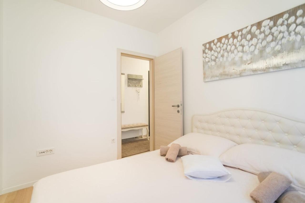 Apartment Sara - Free Parking For 2 Cars Zagreb Exterior photo